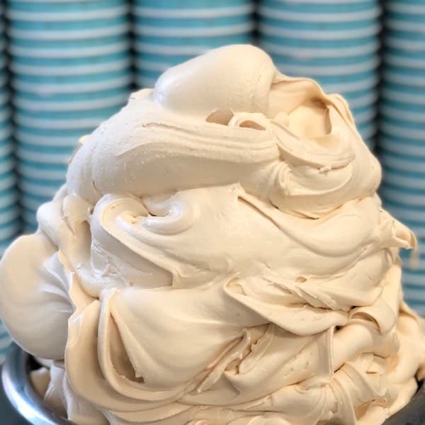 Salted Butter Caramel Eis